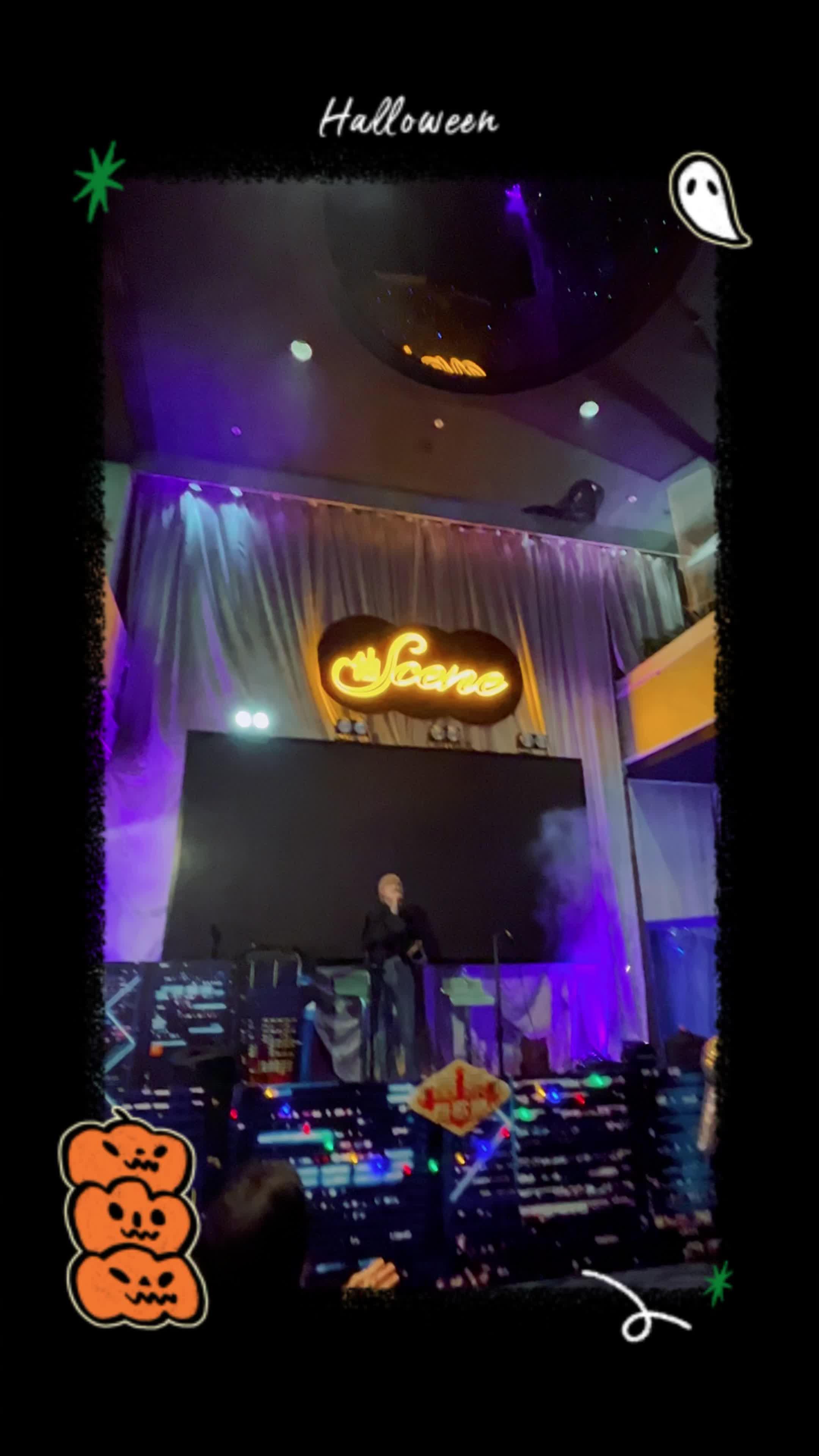 藤椒乳鴿煲仔飯