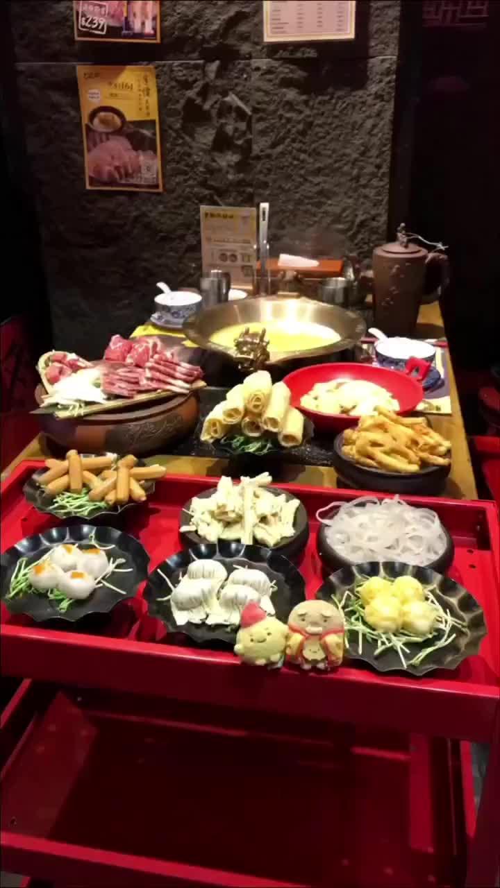 半只花胶鸡汤锅