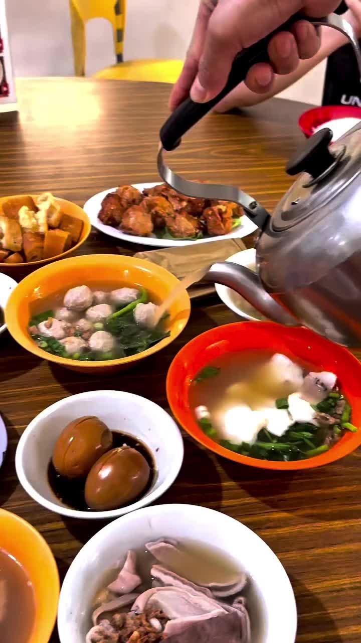 Outram Park Ya Hua Rou Gu Cha - Singaporean Chinese Chinese Soup in ...
