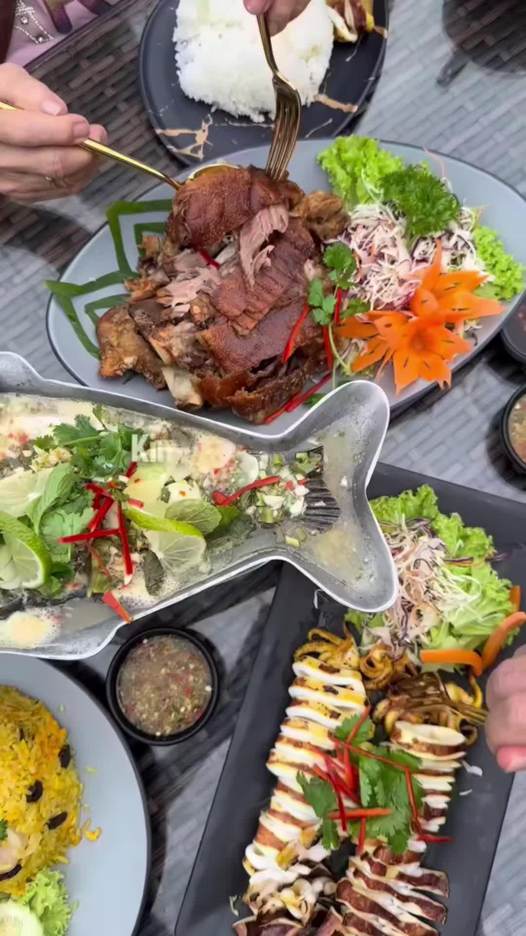 Kin Kao Mai Thai Restaurant - Thai Seafood Restaurant in Sembawang ...